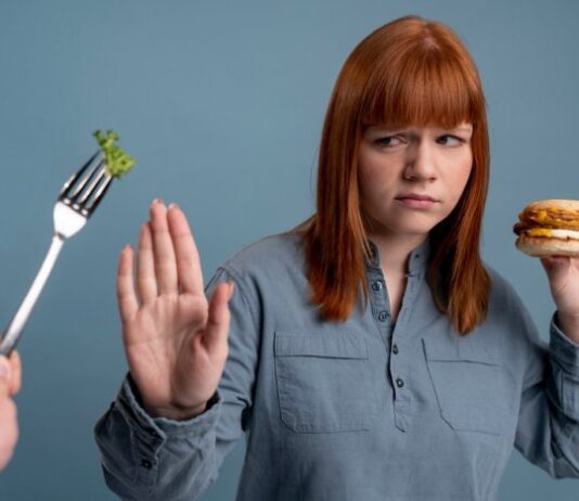 7 błędów na talerzu, które osłabiają Twoją odporność