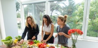 Jak zaplanować catering na imprezy domowe krok po kroku?